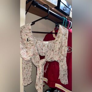 Floral Tie-Front Women’s Crop Top - Cream